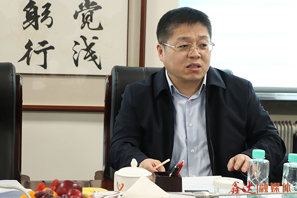 冯爱民详细汇报了公司经济运行和项目建设情况,并表示,吉林鑫达钢铁